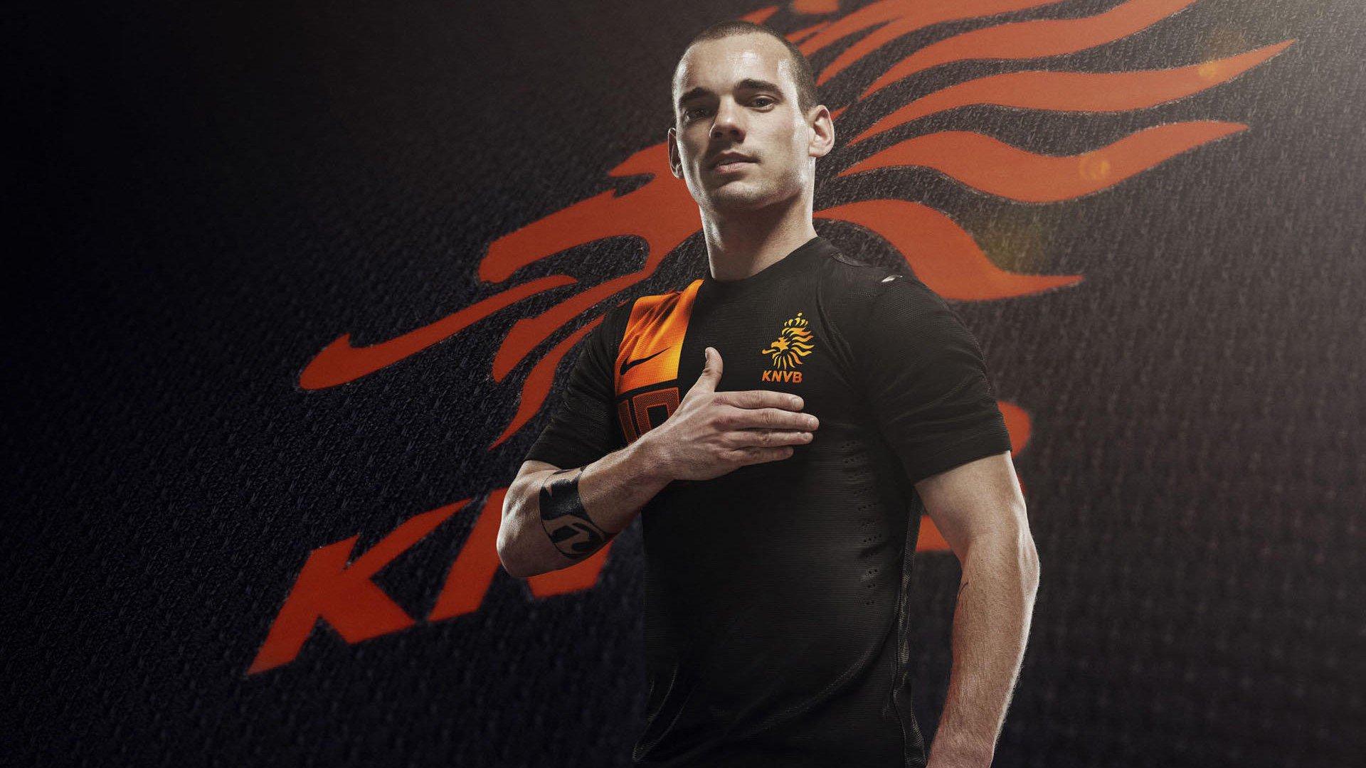 剑南春之夜曼城3-0完胜西汉姆暂登英超榜首 哈兰德双响导演完美战役 赖因德斯斩获处子球